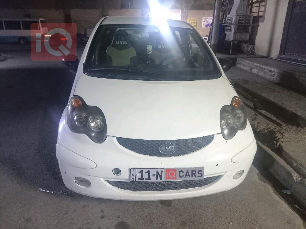 بي واي دي F0